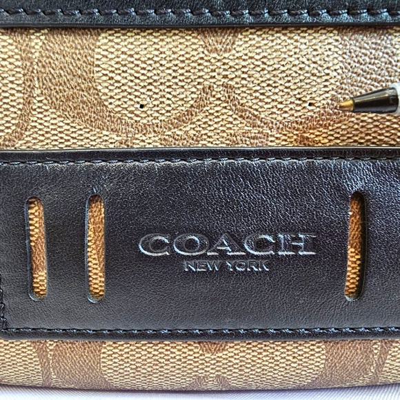 Coach - Unisex Belt Bag / Fanny Pack - Picture 11 of 16